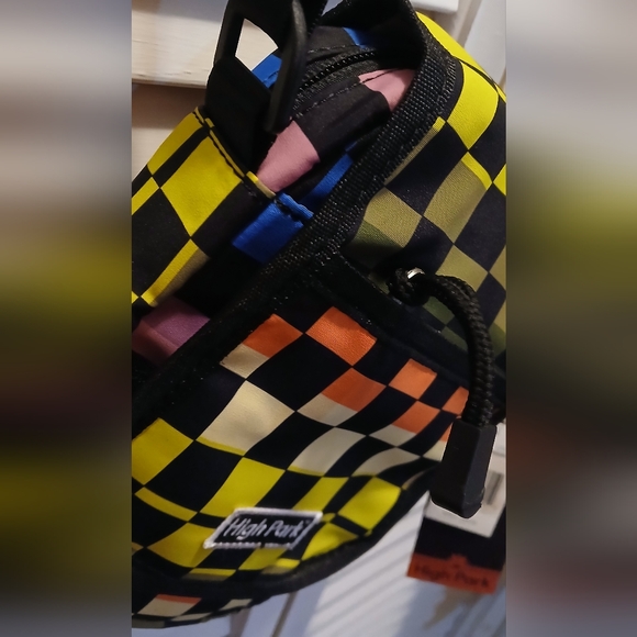 High Park Crossbody Bag (retail: $48) - Picture 7 of 7